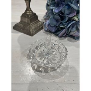 Vintage Zaječar Crystal Ring Holder, 24% Lead Crystal, Hand‎ Cut ring ho…